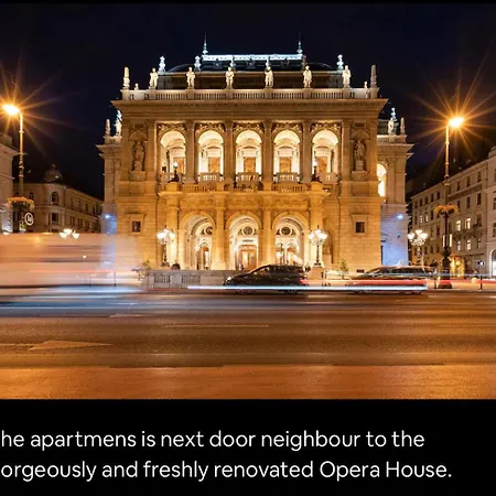 Opera Courtyard At Luxurious Andrassy Ave. *