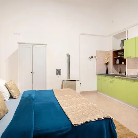 Apartamento Opera Courtyard At Luxurious Andrassy Ave. *